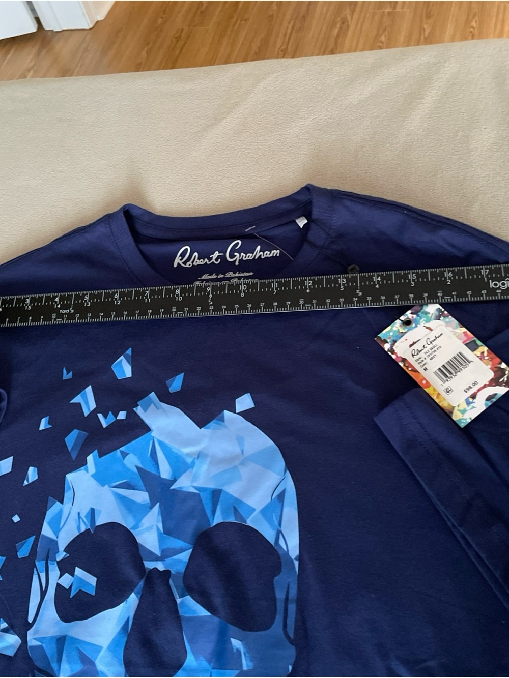 NWT Robert Graham Short Sleeve Skull Shirt Classic Fit Men's Size M - Picture 8 of 11